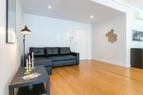 Spacious Apartment in Residential Campolide - Image 2