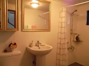 Duri Guesthouse - Image 2