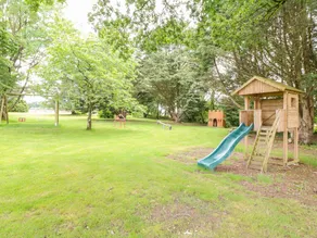 Honeysuckle Cottage - Image 4