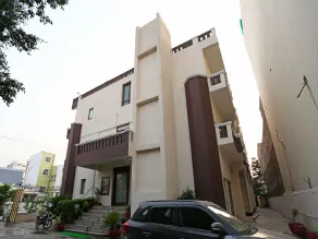 Hotel D Meridien by OYO Rooms - Image 4