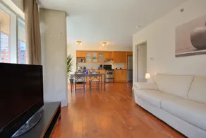 Le 1009 - Image 3