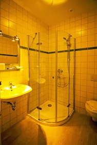 Hotel zur Linde - Image 3