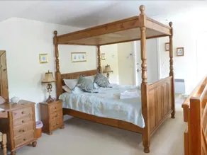 Owl Barn - Image 3