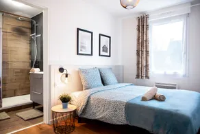 Chic & Cosy Appartement avec Terrasse, Parking Privatif - Image 2