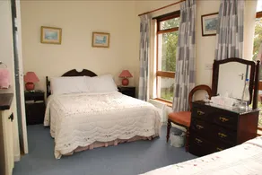 Bungalow Farmhouse B&B - Image 3
