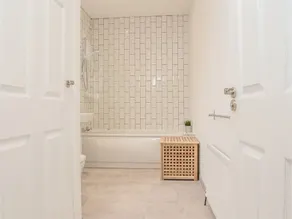 Runnymede House - Image 2