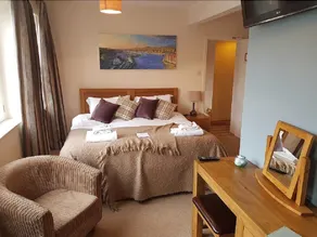Gallery B&B - Image 2
