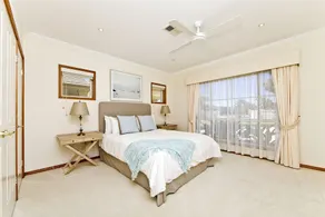 One Mile Mansion - Image 5