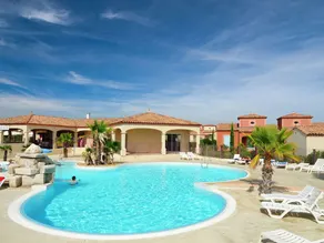Summer Villa With Terrace or Loggia, Located in Languedoc - Image 3