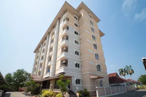 Preechana Golden Place Serviced Apartment - Image 3