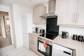 Sandall Apartment - Image 2