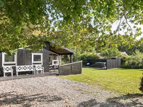 Elegant Holiday Home in Glesborg With Sauna - Image 5
