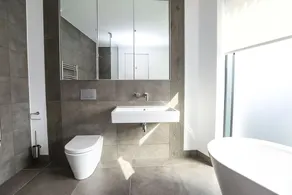 King John Court Apartments - Image 4