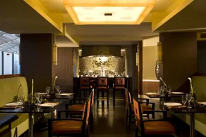 Key Bridge Marriott - Image 5