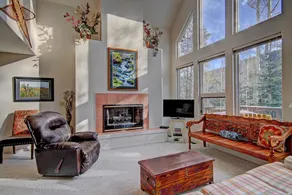 Aspen House by RedAwning - Image 2