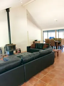 Heavenly Hideaway, Wifi, Pet Friendly, Rural - Image 5