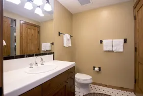 Luxury Penthouse at Bear Paw Lodge - Image 3