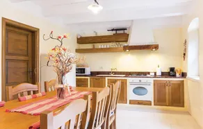 Holiday Home in Sisan - Image 3