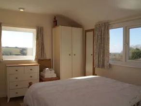 Well Cottage Apartment - Image 2