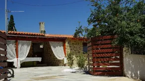 Stavies Traditional Stone House - Image 4
