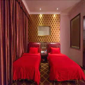 OYO Guangyuan Business Hotel (Xinyang Railway Station Tianrun Plaza) - Image 3