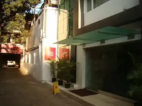 Townhouse Oriental INN - Image 3