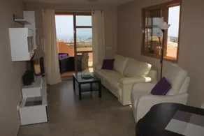 Sierra Cortina Apartment - Image 5