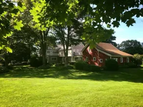 The Evergreen Inn - Image 4
