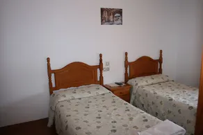 Hostal Entreportales - Image 4