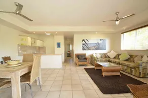 Bermuda Villas - Image 4