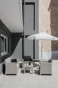 Wyz Attiki Aparthotel - Image 3