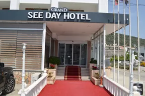 Grand See Day Hotel - Image 5