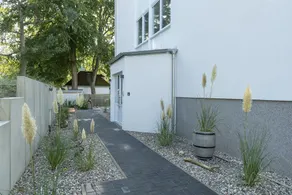 Jule 2 - Image 2