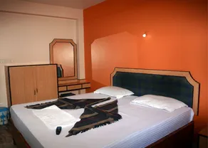 Hotel City Plaza - Image 2