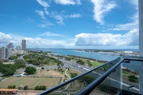 Iconic Luxury Apt with Sea View - Image 4