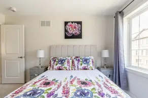 GLOBALSTAY. Modern Townhomes on Lake Ontario - Image 4