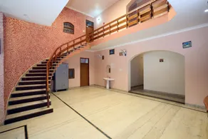 Hotel Palm House - Image 5