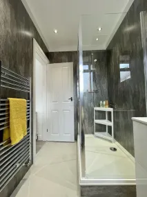 Worksop Newly Refurbished 3-bedroom House - Image 2