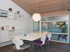 Lavish Holiday Home in Ringkøbing With Sauna - Image 4