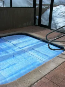 Snowblaze Resort & Athletic Club - Image 4