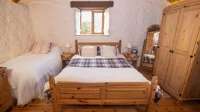 Sweet Pea Cottage - Image 3