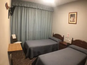 Hostal Venecia - Image 2