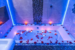 Aphrodite Suites - Image 2