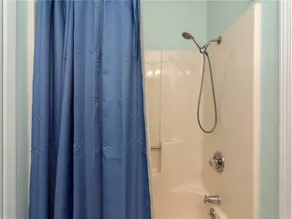Waterfront Townhome with Shared Pool Central AC Free WiFi - Snowbird-Friendly - Image 5