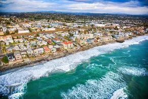 New Listing! Charming Oceanside Getaway 2 Bedroom Home - Image 3