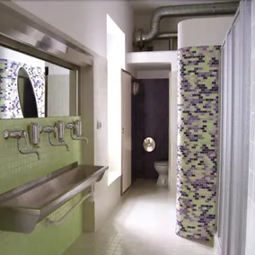 Fabric Hostel & Club - Image 2