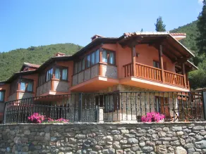 Apartamentos La Montaña - Image 3