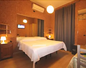 Roma Inn Hostel - Image 4