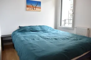 Charming Apartment in Gambetta, Ménilmontant - Image 3