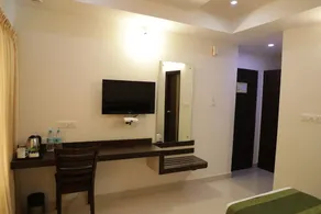 Hotel Raj Residency - Image 2